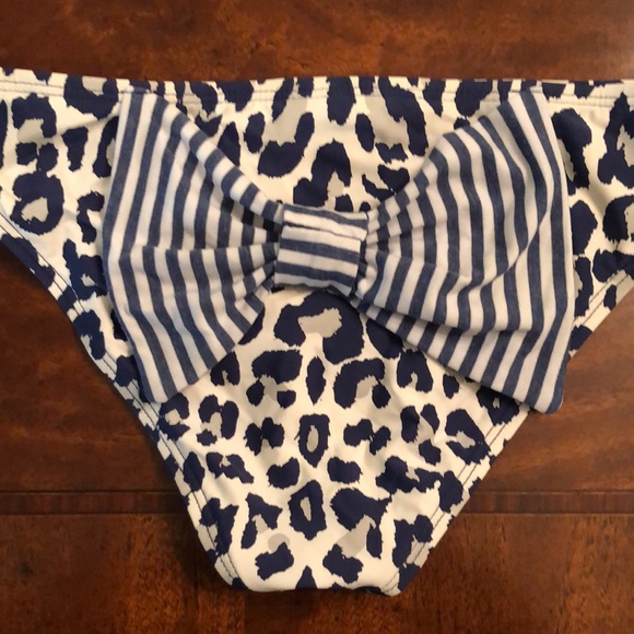 Bikini - Picture 6 of 6